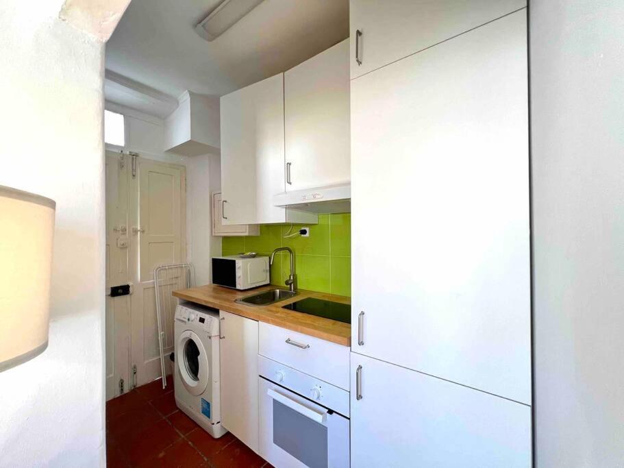 Studio In Estoril Near Beach Walk In 3 Min 외부 사진